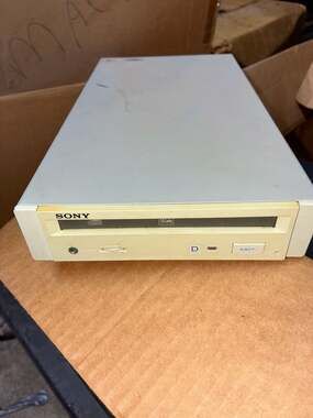 Sony CDU7205 External SCSI CD-ROM Drive Unit CD Caddy Vintage 1991
